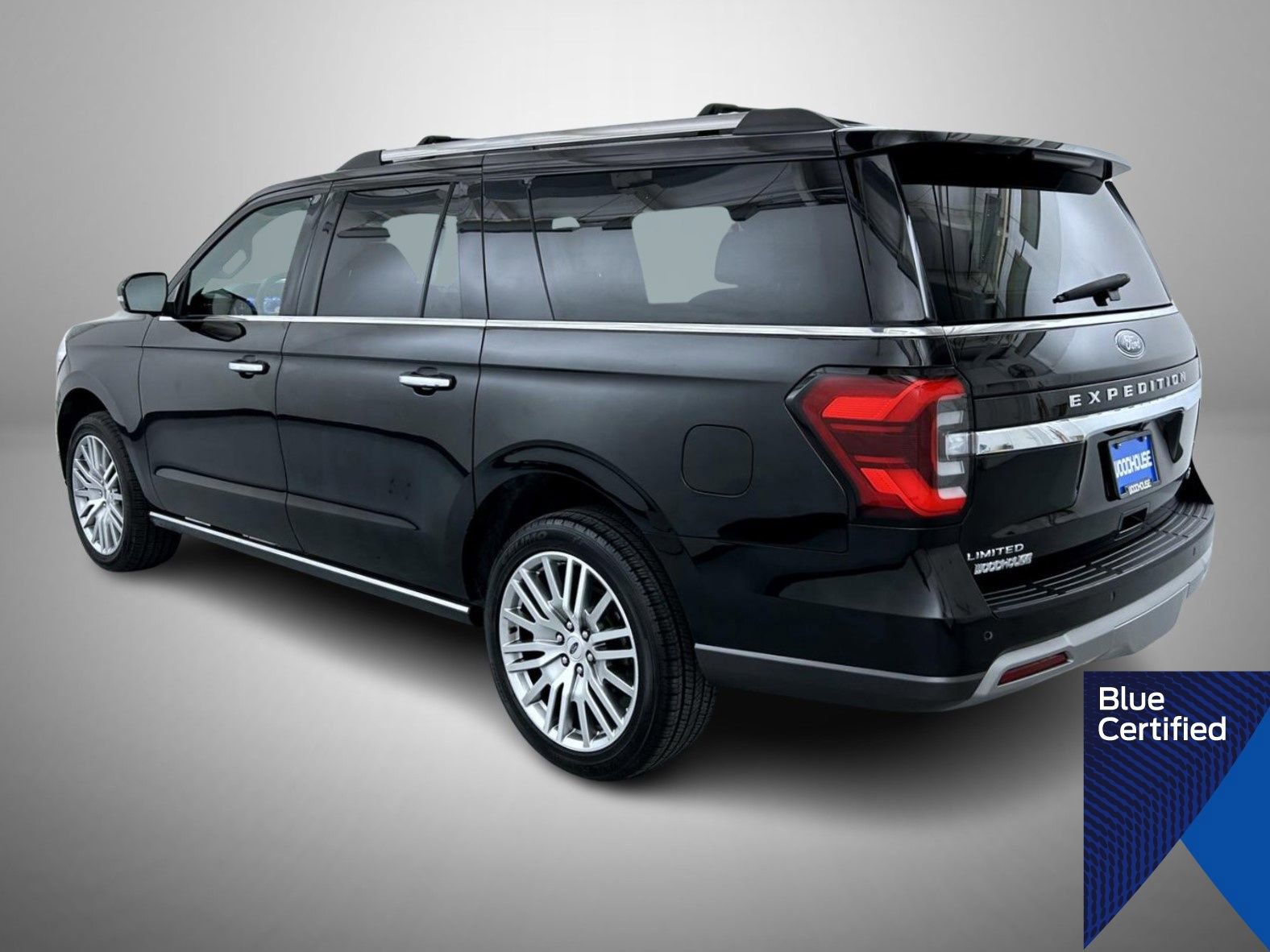 Certified 2024 Ford Expedition Max Limited image 3