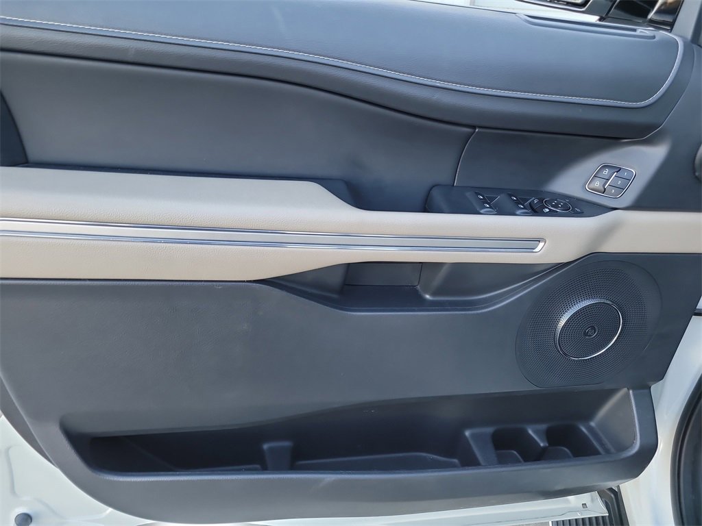 Certified 2023 Ford Expedition Limited image 16