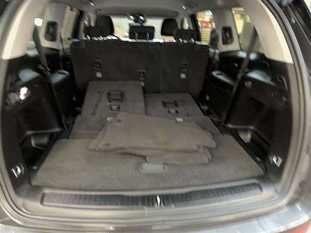 Used 2021 Jeep Grand Cherokee L Laredo w/ Luxury Tech Group I image 12