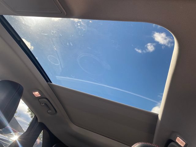 Certified 2022 Ford Escape SEL w/ SEL Stealth AWD Package image 24