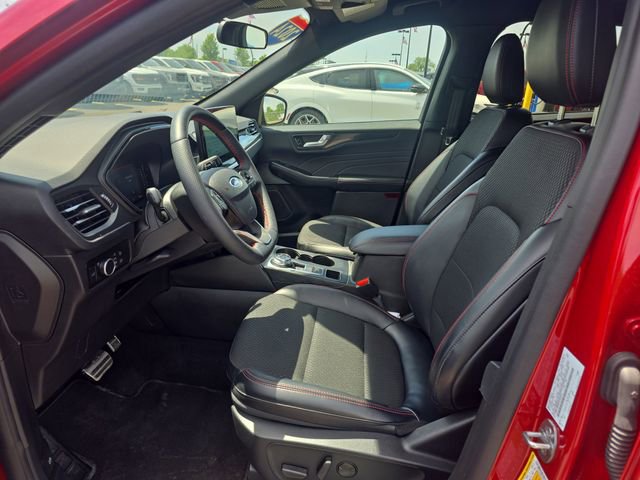 Certified 2024 Ford Escape ST-Line w/ Tech Pack #1 AWD/4WD image 14