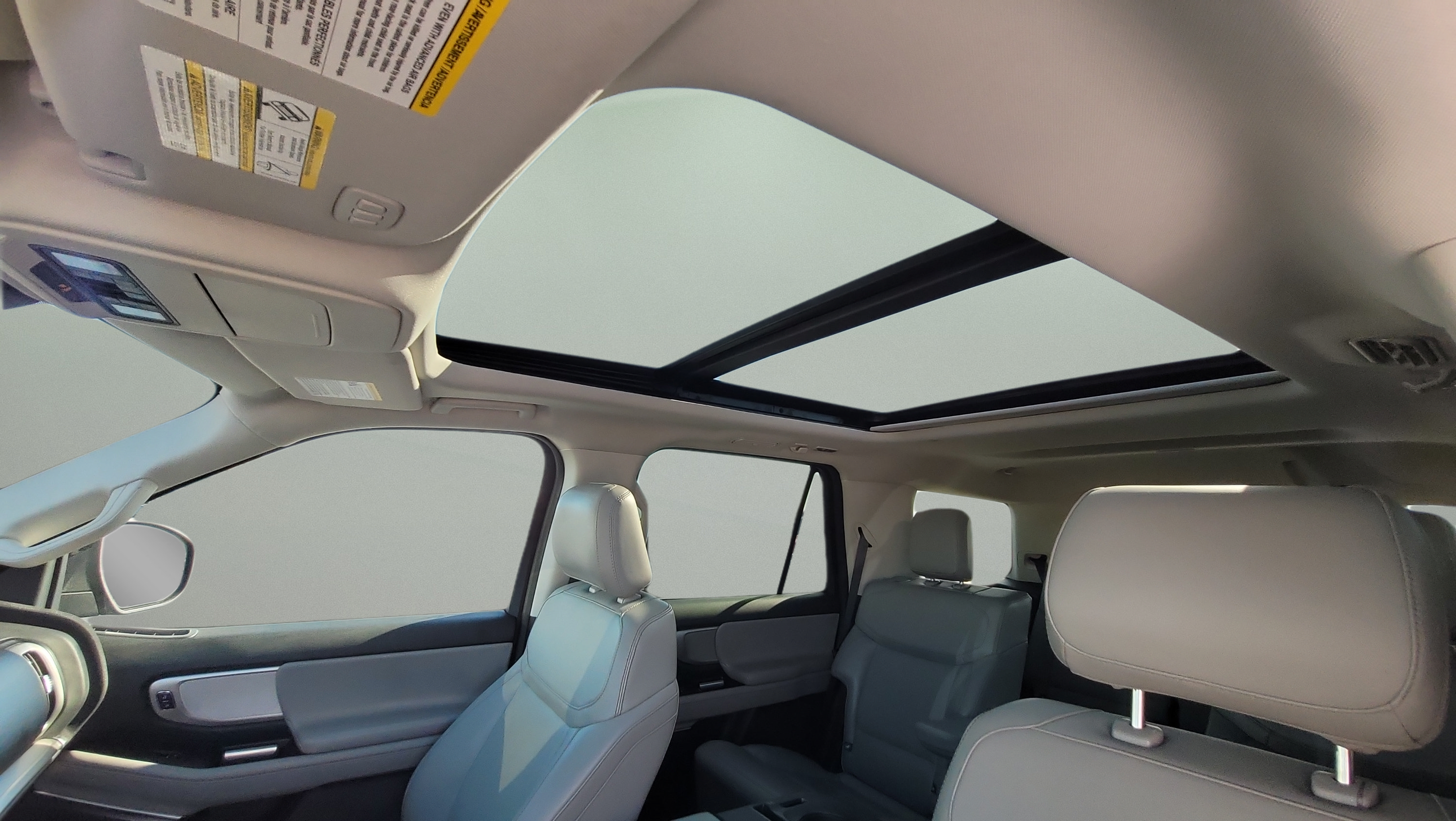 Certified 2025 Ford Expedition Active AWD/4WD image 25