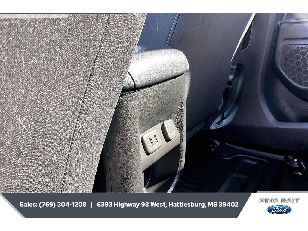 Used 2022 Chevrolet Colorado LT w/ Fleet Safety Package RWD image 25