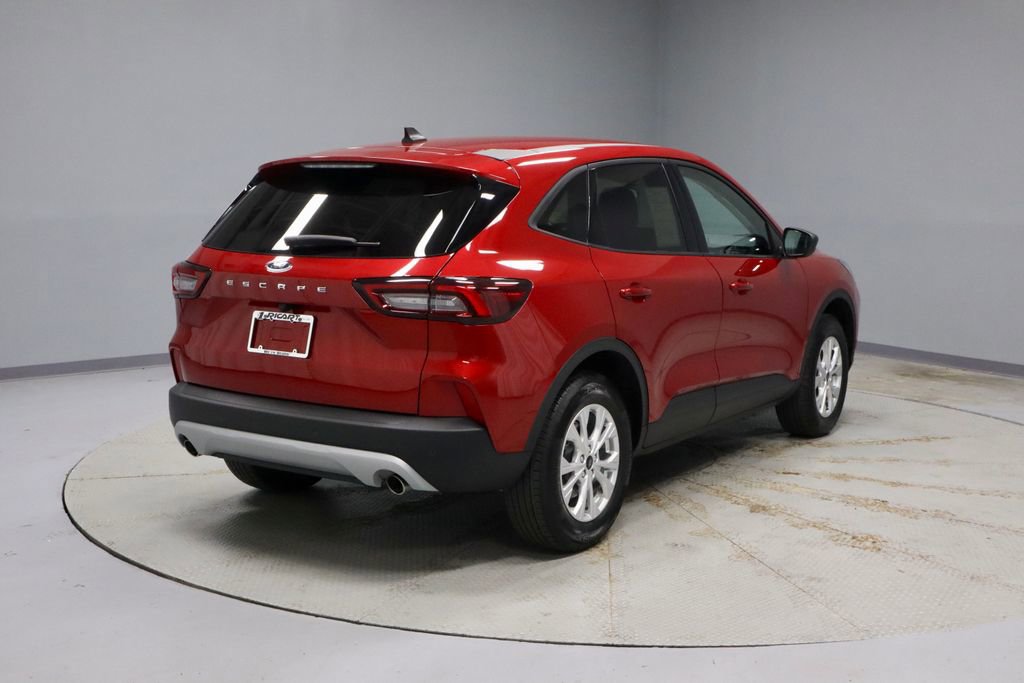 Certified 2025 Ford Escape Active w/ Active Premium Tech Pack AWD/4WD image 11