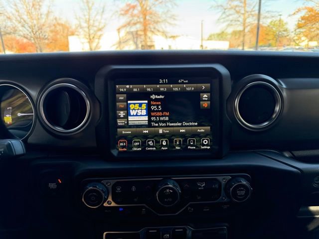 Used 2022 Jeep Wrangler Rubicon w/ Cold Weather Group image 15