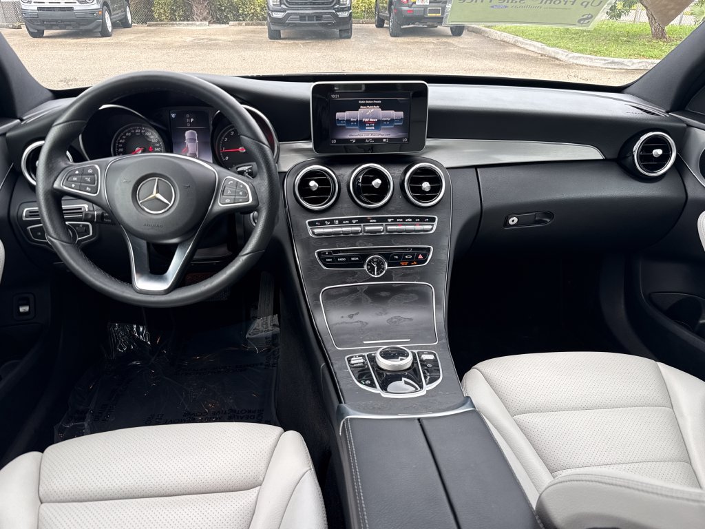 Used 2018 Mercedes-Benz C 300 Sedan image 5