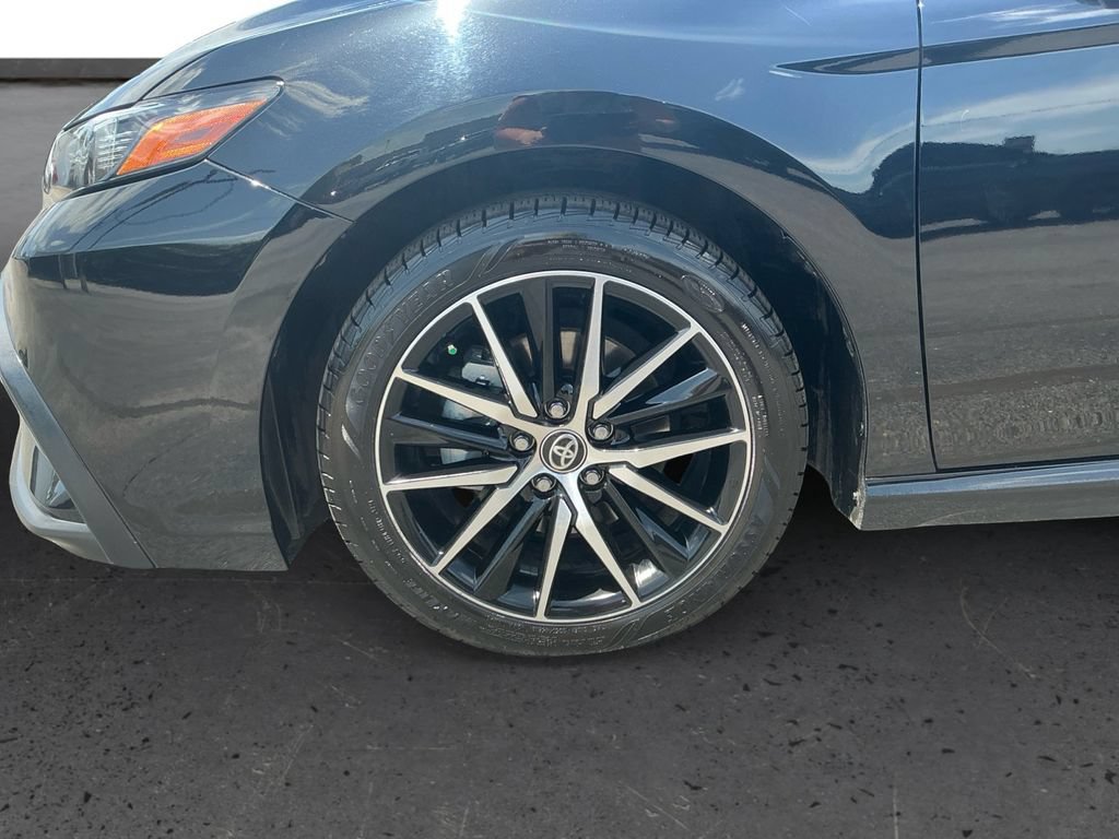 Used 2023 Toyota Camry SE w/ Convenience Package FWD image 13