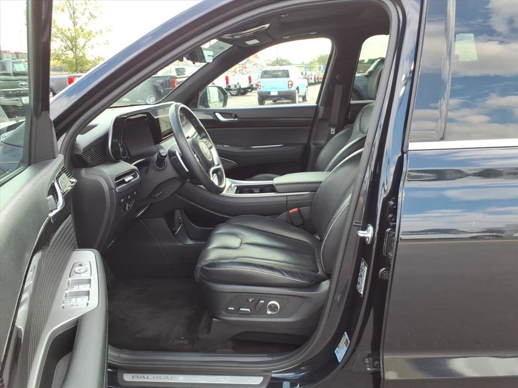 Used 2024 Hyundai Palisade Calligraphy image 11