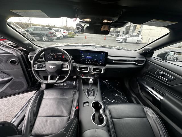 Certified 2025 Ford Mustang Premium image 10