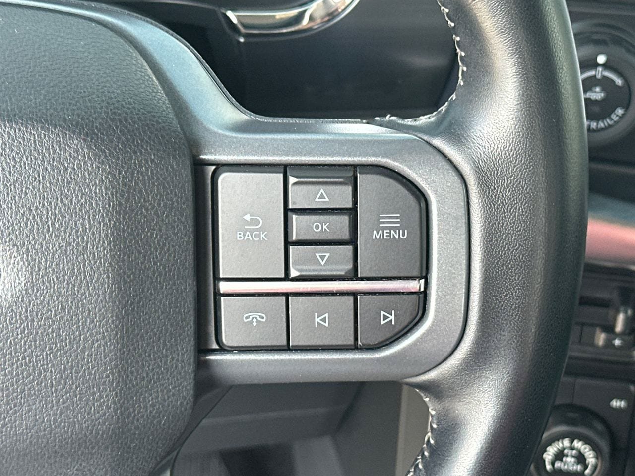 Certified 2023 Ford F150 Lariat w/ Equipment Group 502A High AWD/4WD image 27
