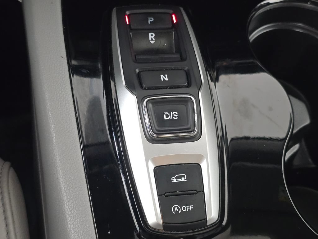 Used 2018 Honda Pilot Touring image 31