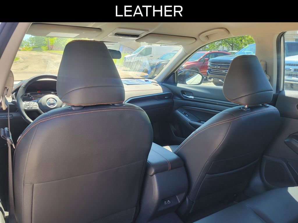 Used 2022 Nissan Altima 2.5 SR FWD image 11