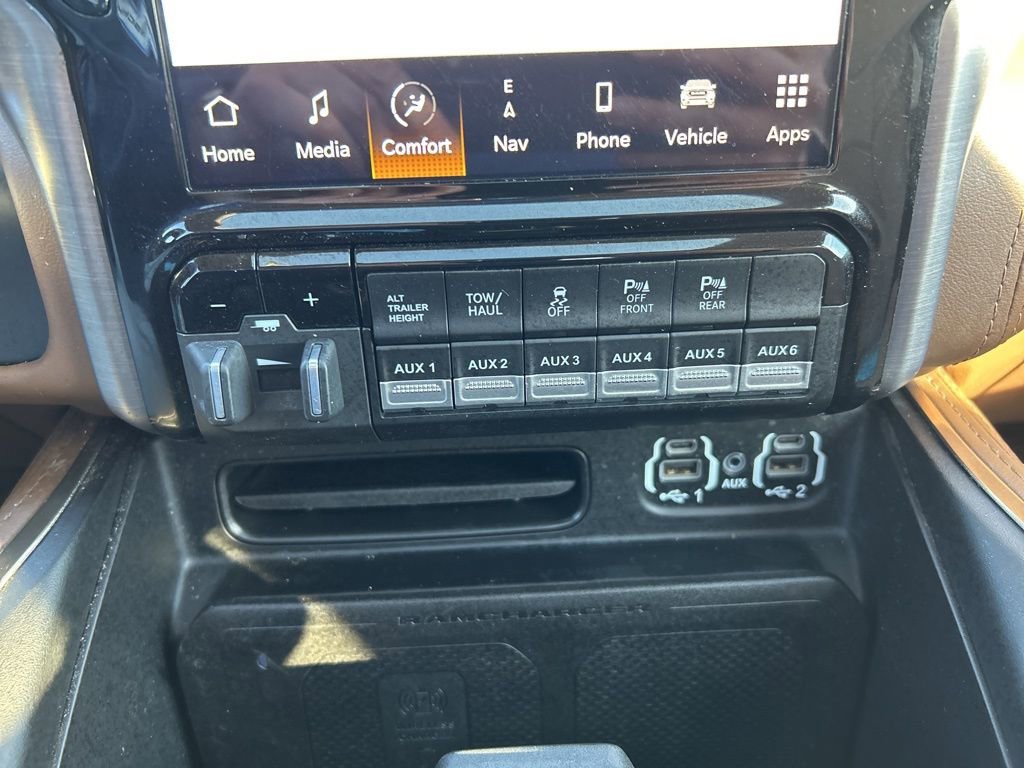 Used 2022 RAM 3500 Limited image 23