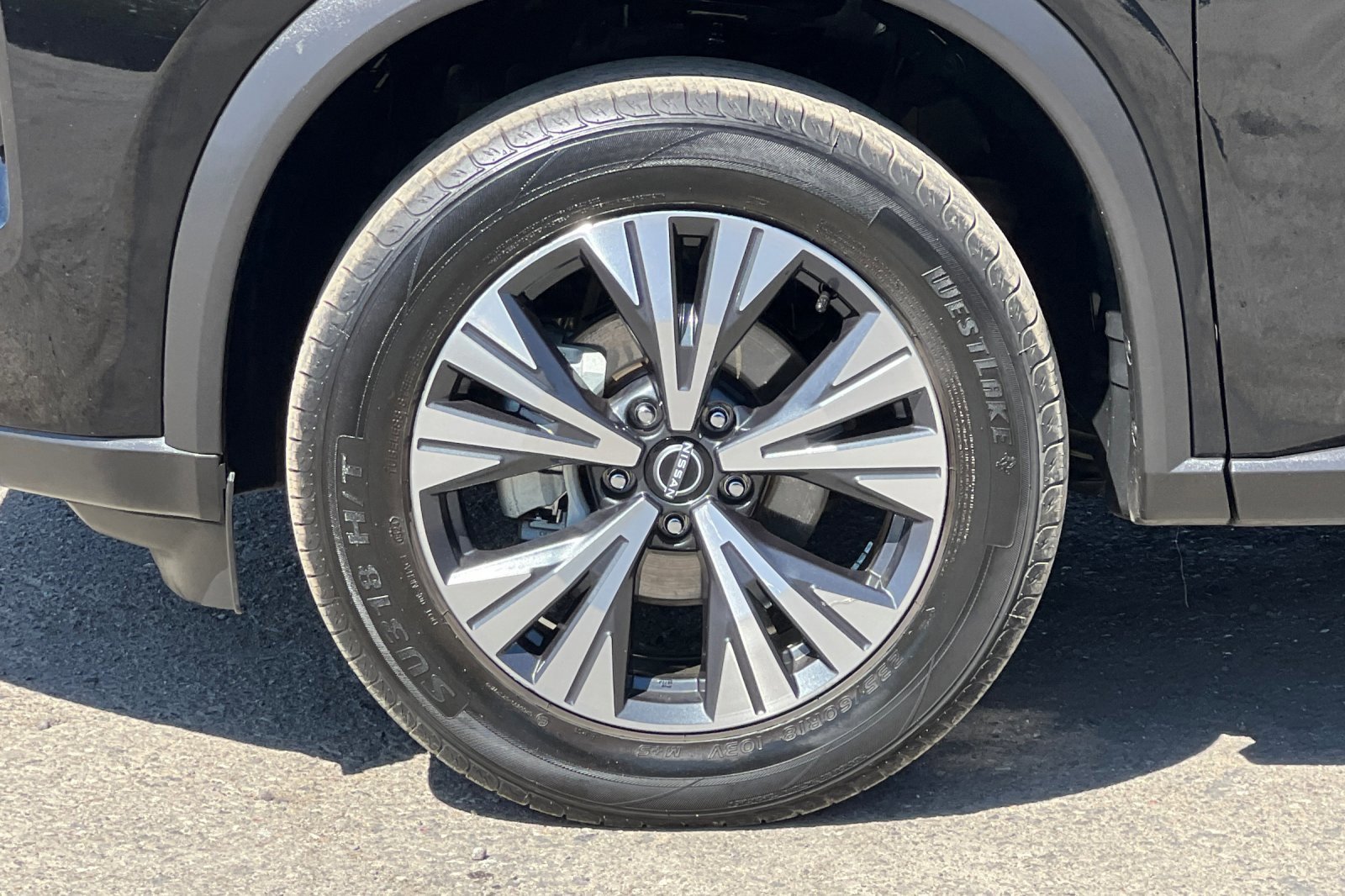 Used 2023 Nissan Rogue SV image 27