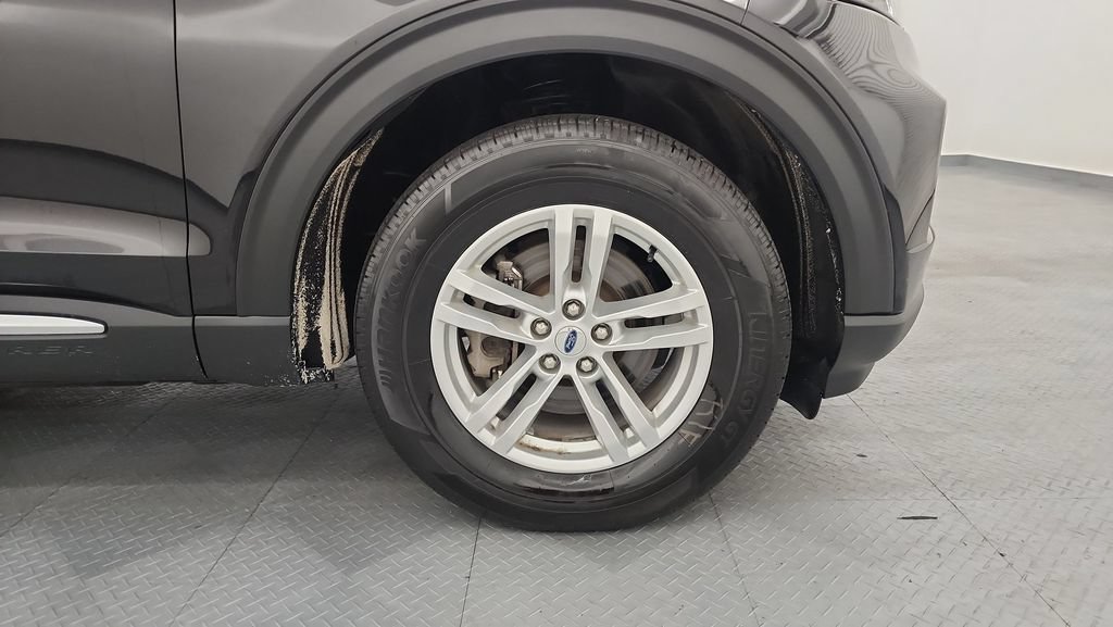 Certified 2023 Ford Explorer XLT AWD/4WD image 24
