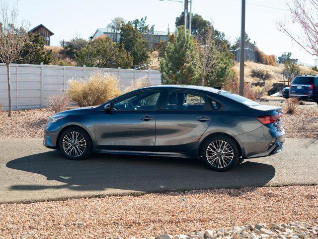 Used 2024 Kia Forte GT-Line w/ GT-Line Premium Package image 4