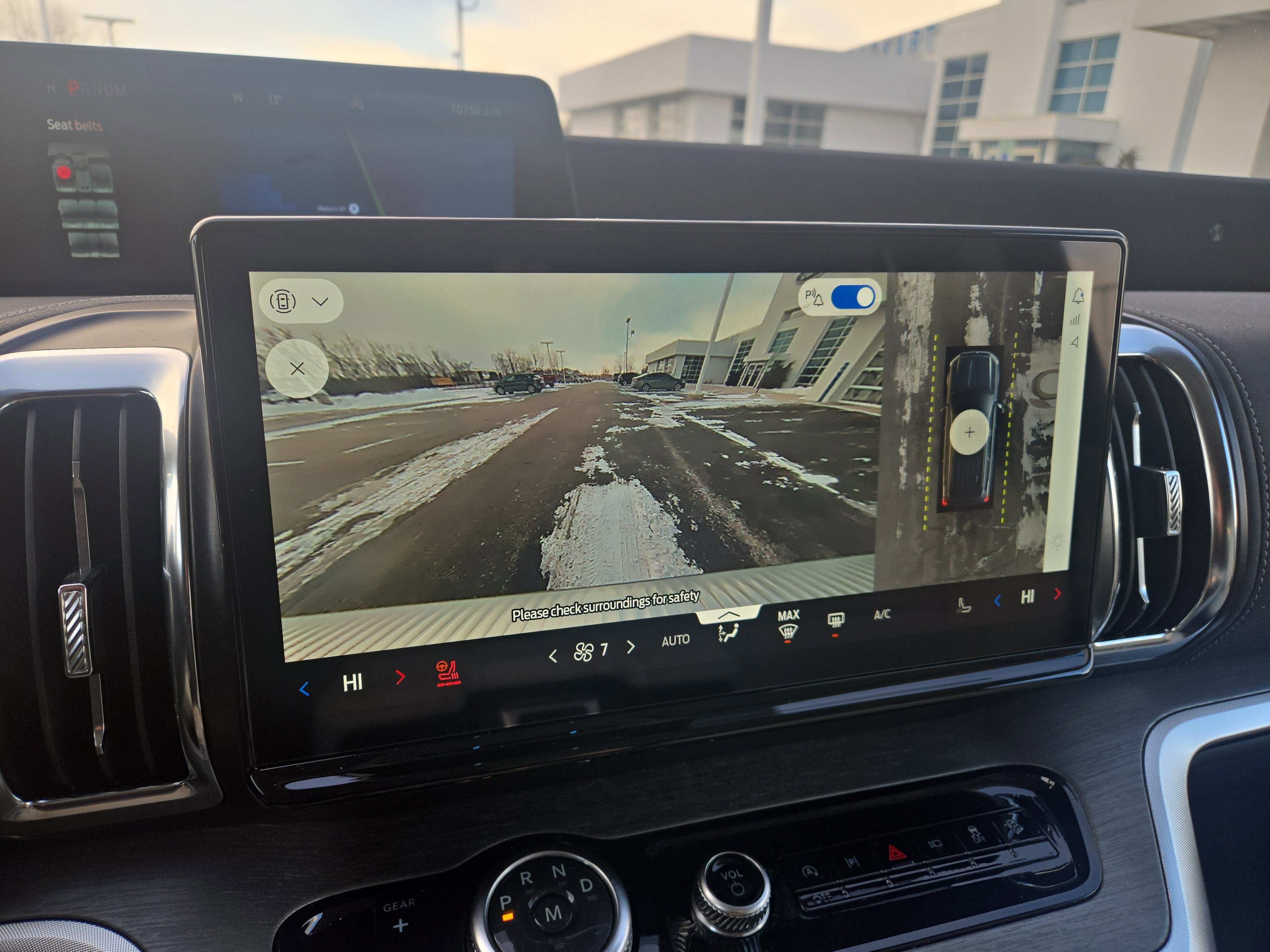 Certified 2025 Ford Expedition Platinum image 33