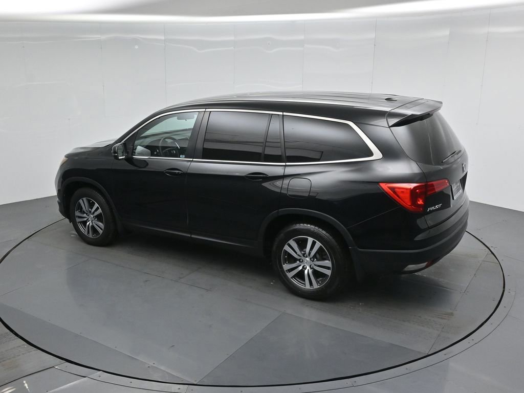 Used 2017 Honda Pilot EX image 19