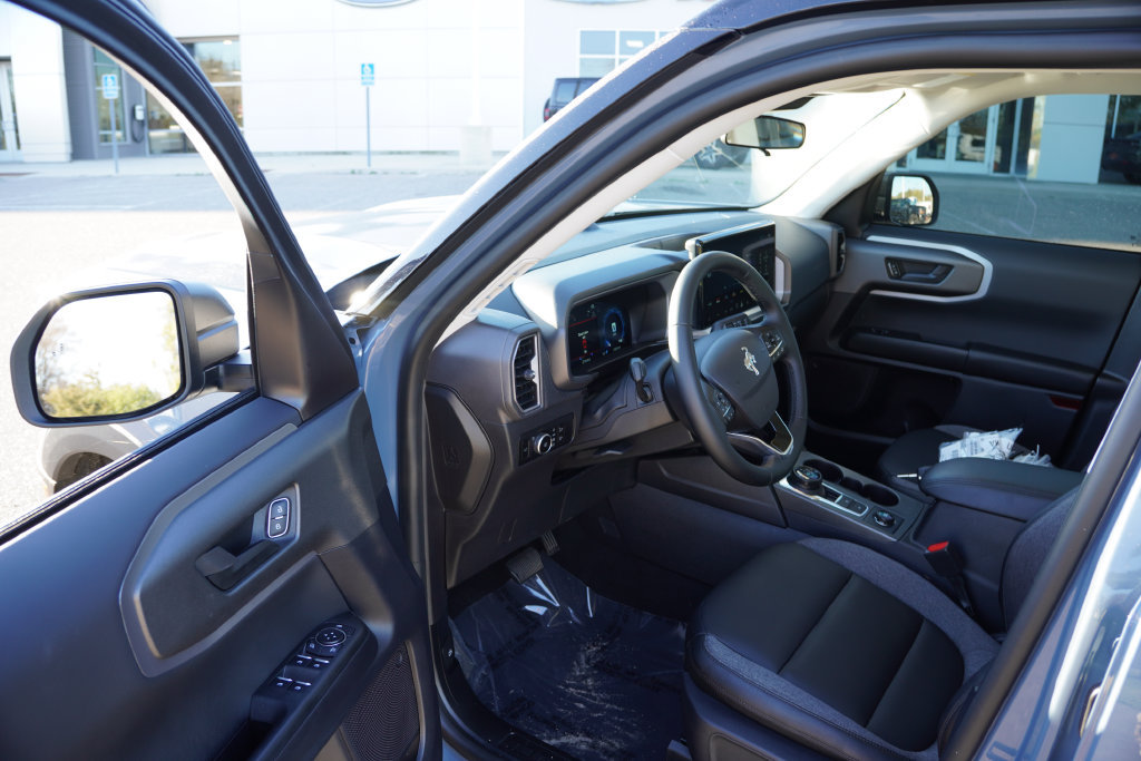 Certified 2025 Ford Bronco Sport Big Bend w/ Convenience Package AWD/4WD image 16