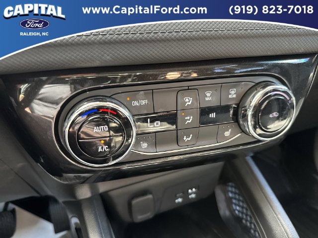 Used 2025 Chevrolet TrailBlazer LT w/ Convenience Package AWD/4WD image 29