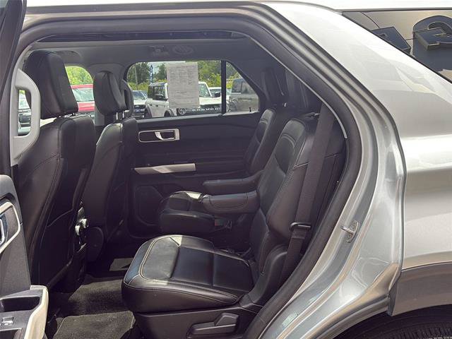 Certified 2023 Ford Explorer XLT w/ Equipment Group 202A AWD/4WD image 29