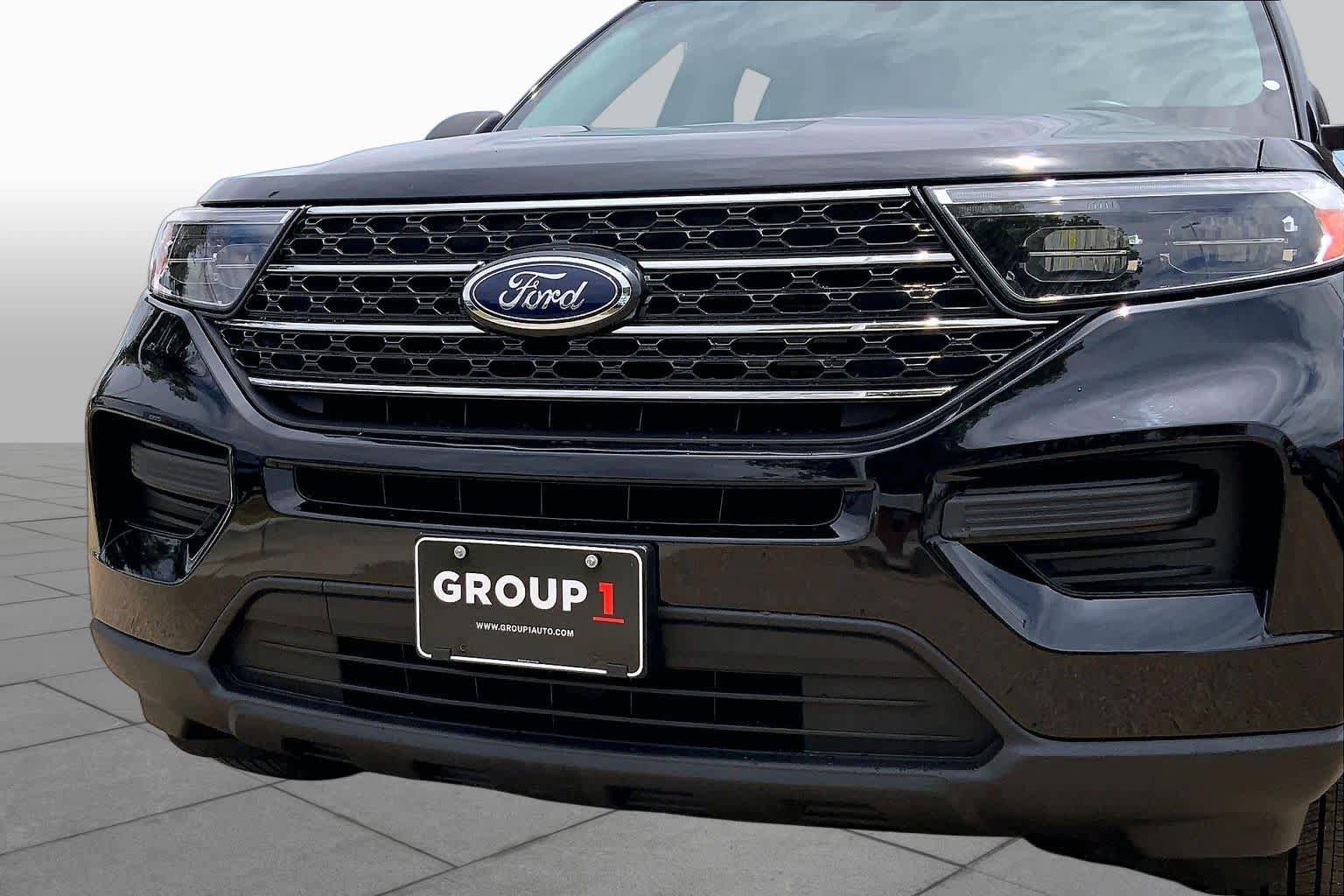 Certified 2023 Ford Explorer XLT RWD image 30