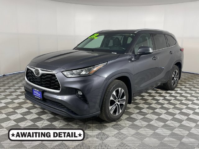 Used 2020 Toyota Highlander XLE AWD/4WD image 1