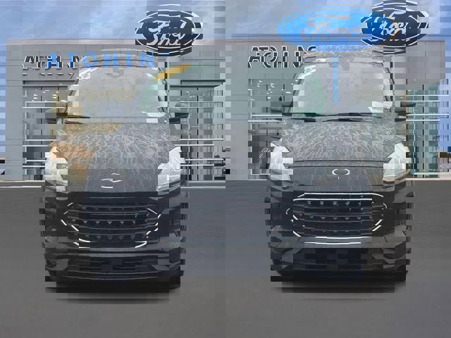 Certified 2022 Ford Escape SE w/ SE Sport Appearance Package image 2