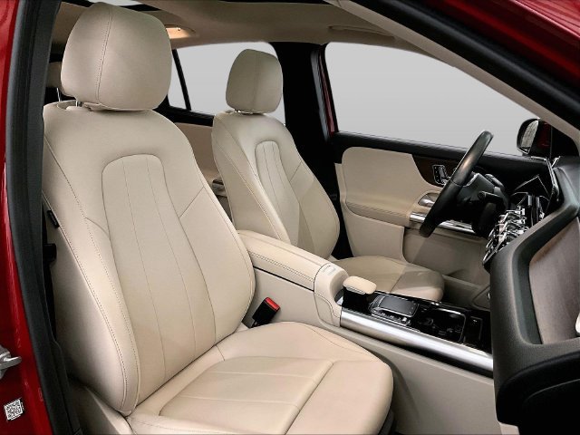 Used 2021 Mercedes-Benz GLA 250 4MATIC image 7