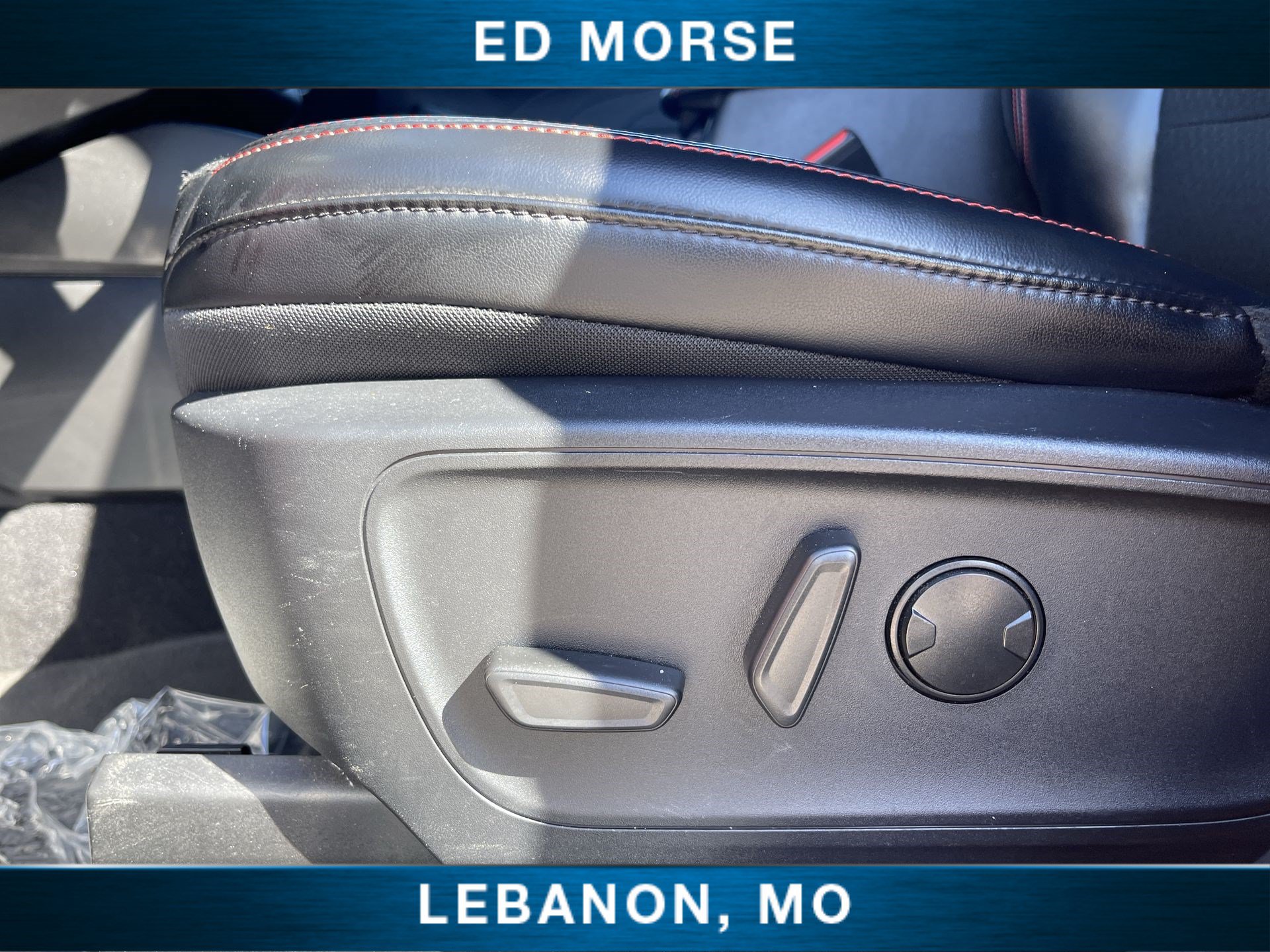 Certified 2025 Ford Escape ST-Line AWD/4WD image 33