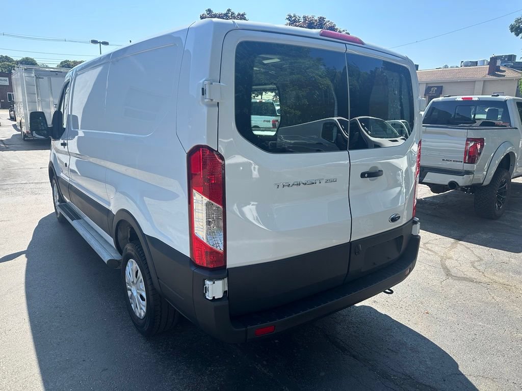 Certified 2025 Ford Transit 250 Low Roof w/ Exterior Upgrade Package RWD image 9
