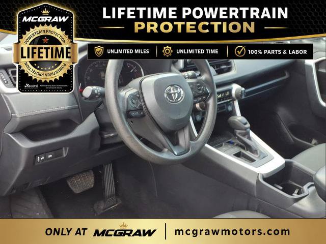 Used 2024 Toyota RAV4 XLE FWD image 16