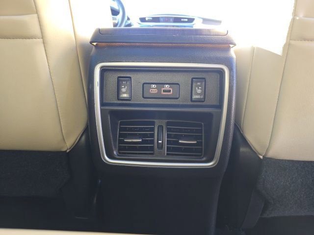 Used 2022 Nissan Murano Platinum w/ Cargo Package image 22