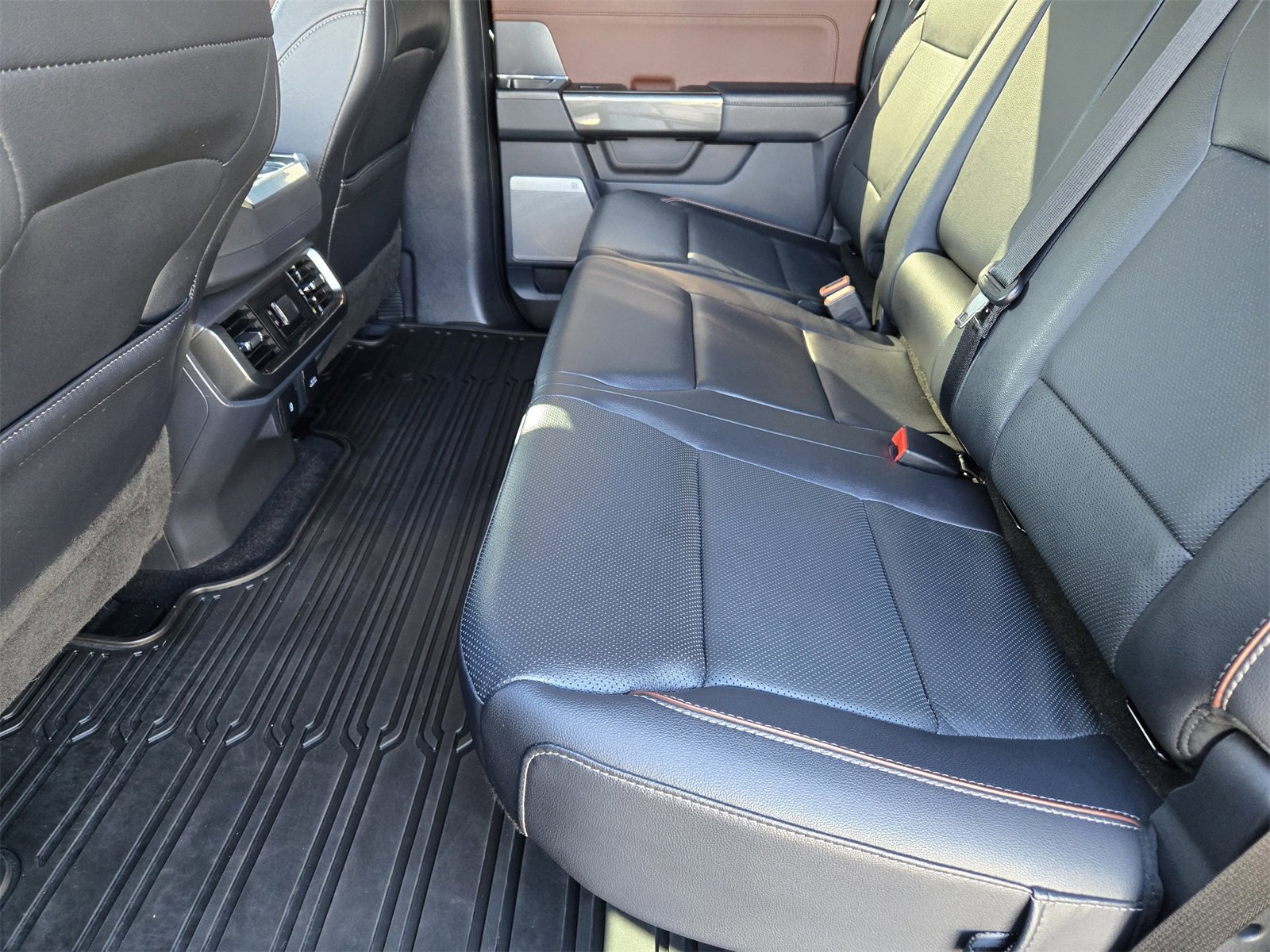 Certified 2023 Ford F150 Lariat image 29