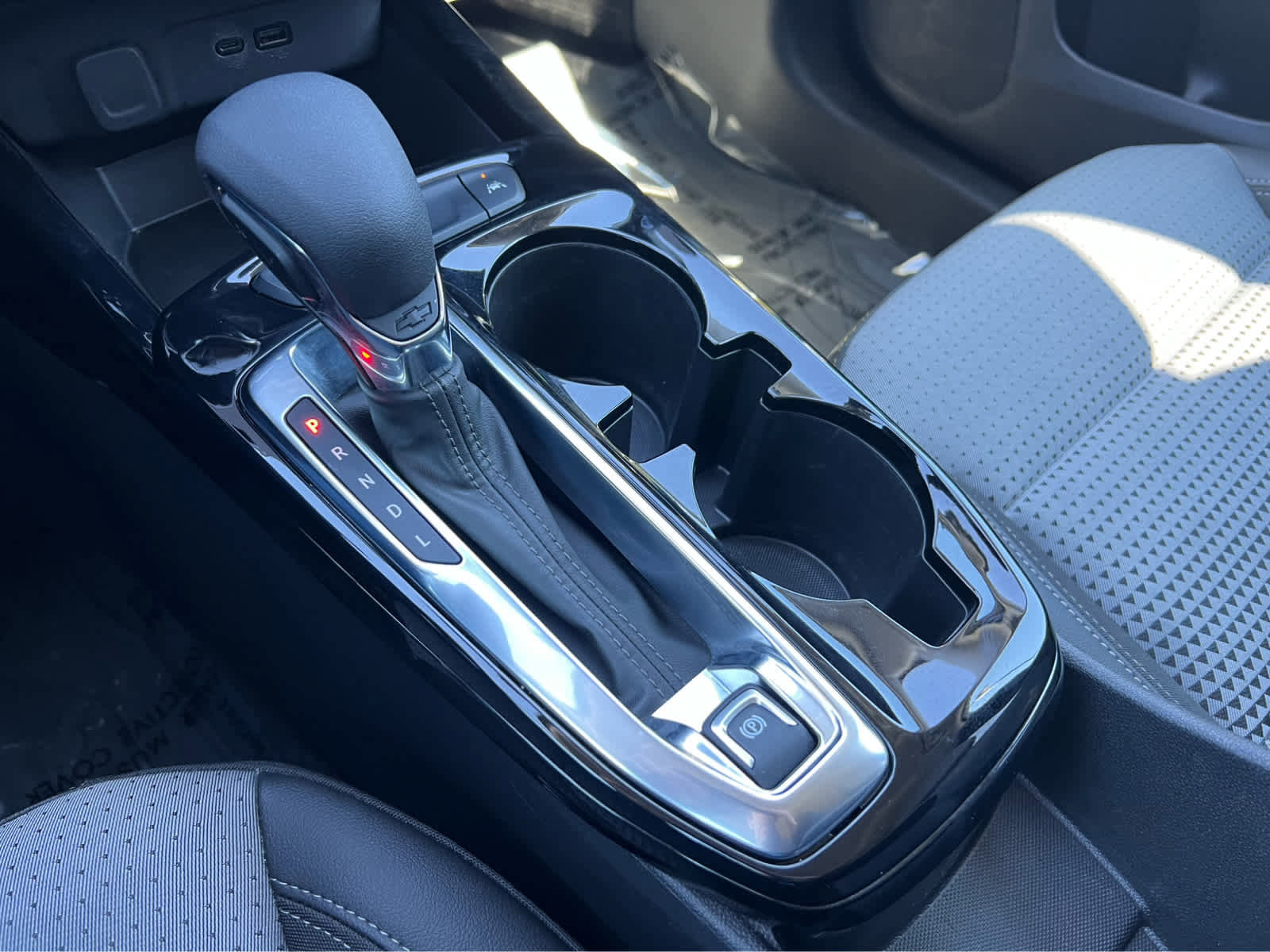 Used 2024 Chevrolet Trax LT w/ Driver Confidence Package image 35