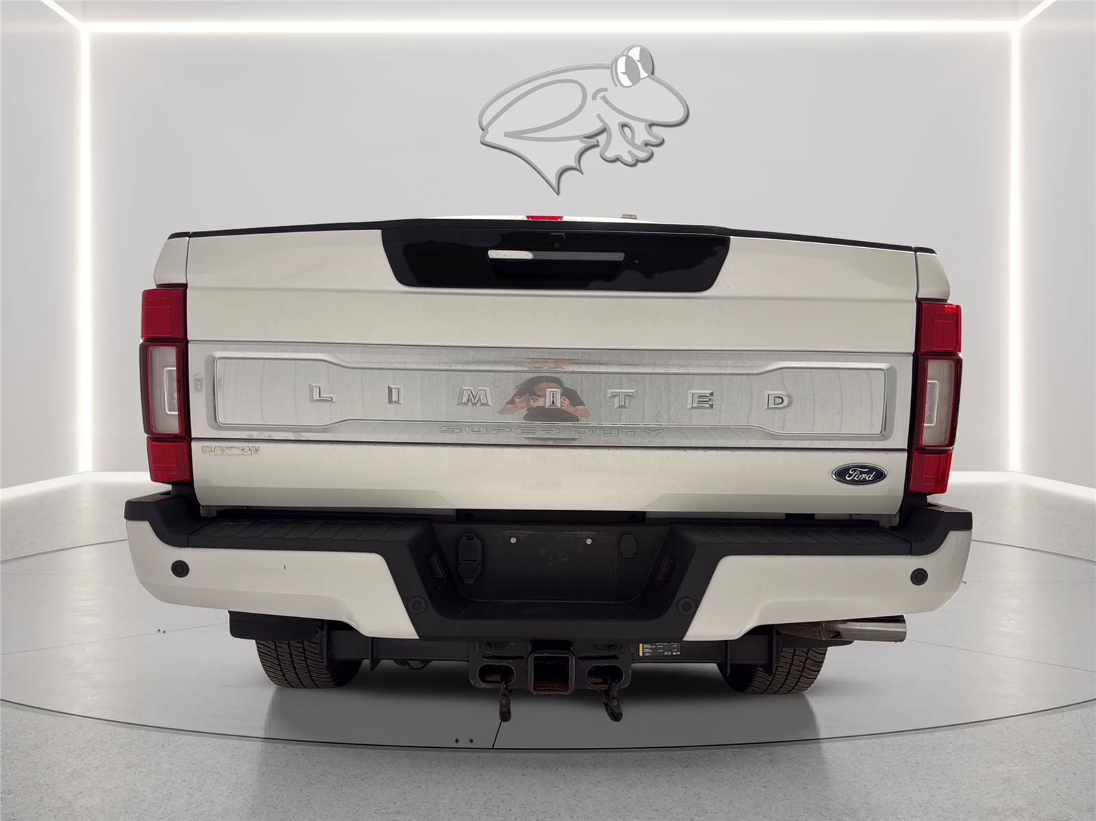 Certified 2022 Ford F250 Limited w/ FX4 Off-Road Package AWD/4WD image 10