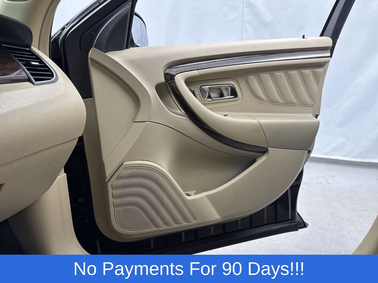 Certified 2018 Ford Taurus Limited image 22