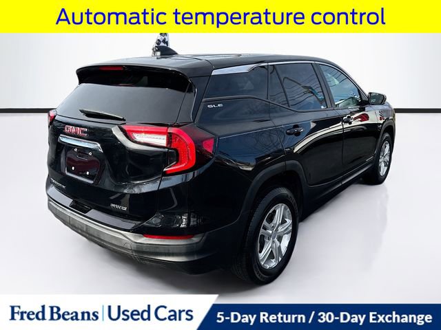 Used 2022 GMC Terrain SLE image 9