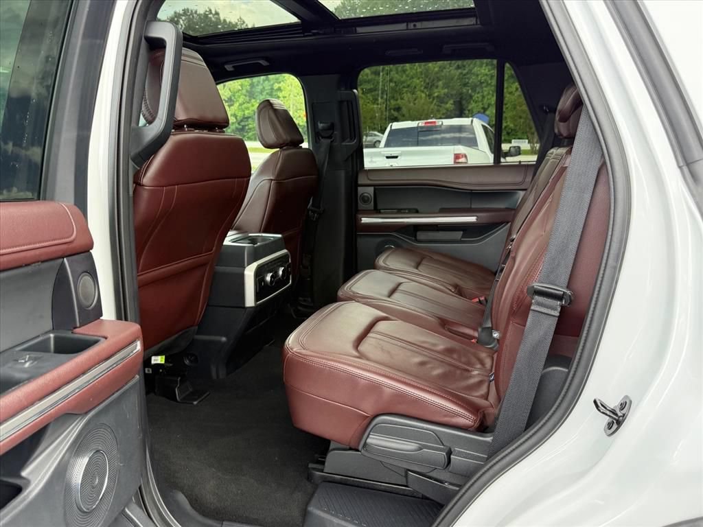 Certified 2024 Ford Expedition Limited AWD/4WD image 11
