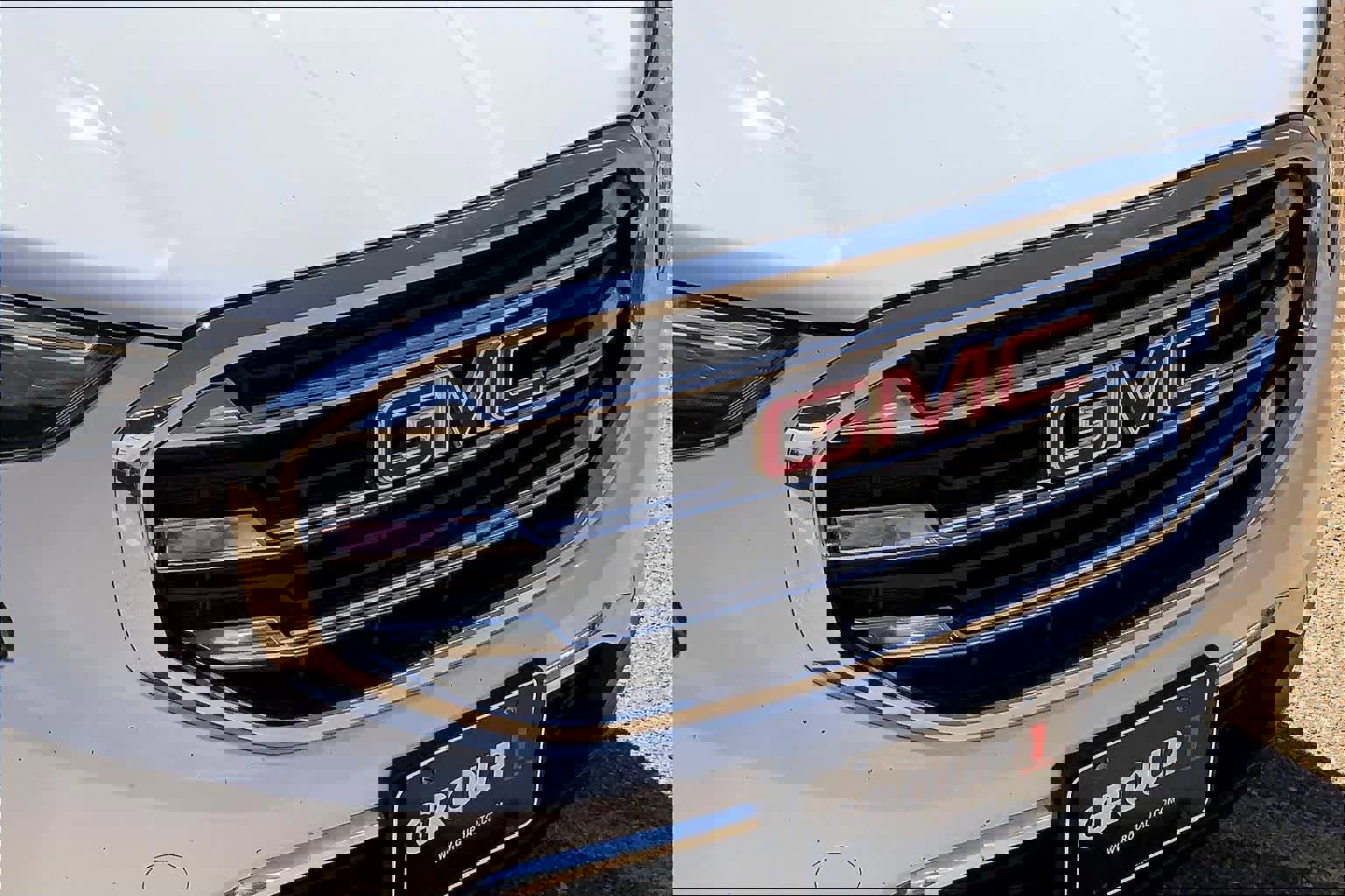 Used 2019 GMC Terrain SLT w/ Preferred Package FWD image 30