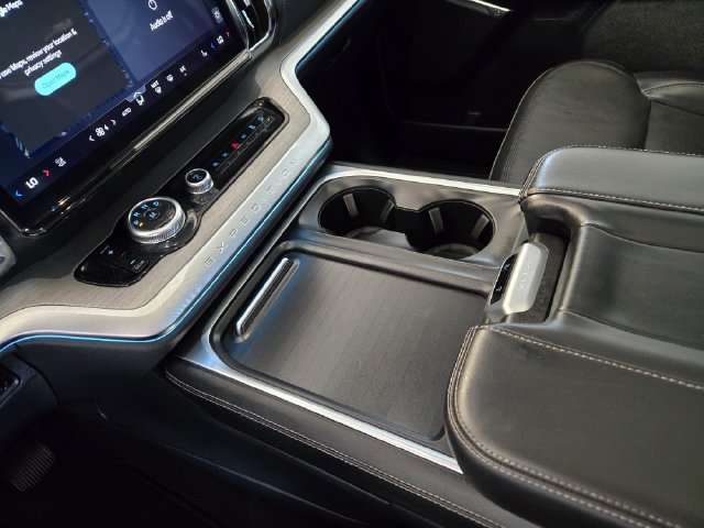 Certified 2025 Ford Expedition Platinum AWD/4WD image 22