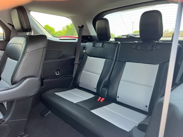 Certified 2023 Ford Explorer XLT w/ Equipment Group 202A AWD/4WD image 6