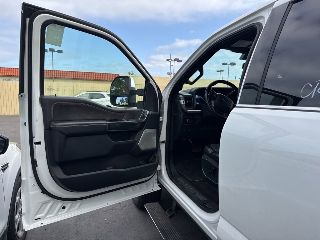 Certified 2024 Ford F250 Platinum image 5