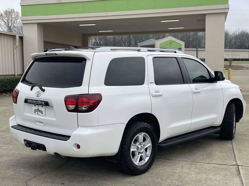 Used 2020 Toyota Sequoia SR5 w/ Premium Package image 3