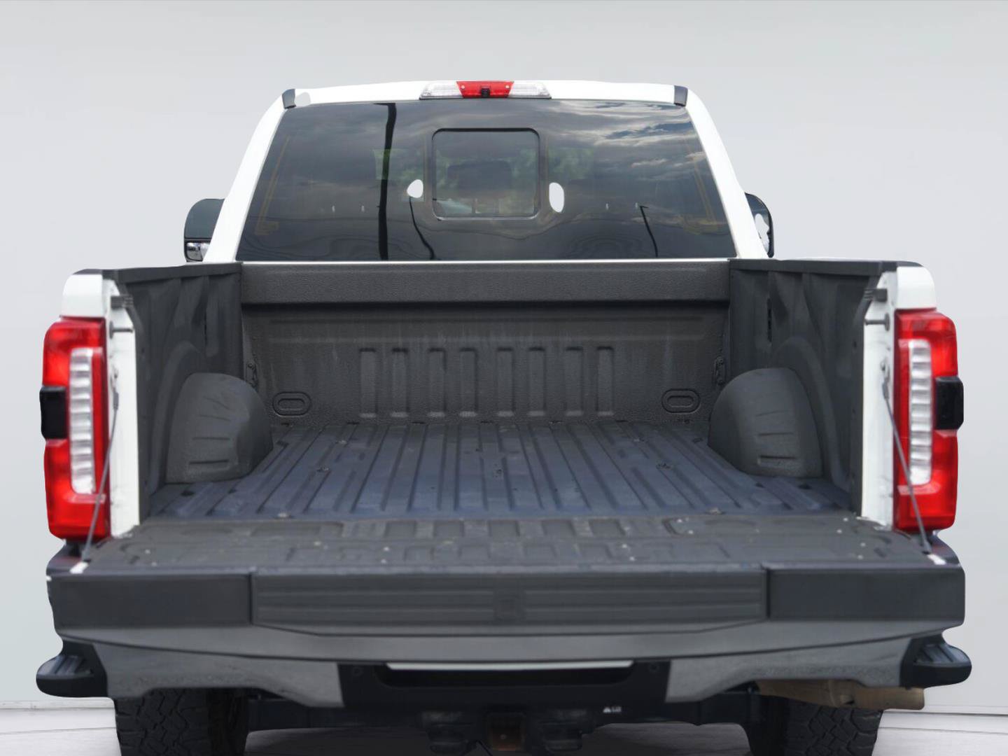 Certified 2024 Ford F250 Lariat w/ FX4 Off-Road Package AWD/4WD image 31