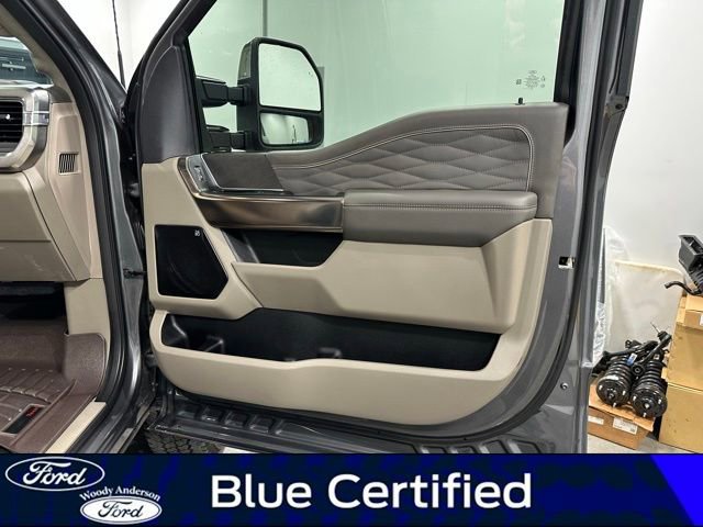 Certified 2025 Ford F350 Platinum w/ Platinum Plus Package image 35