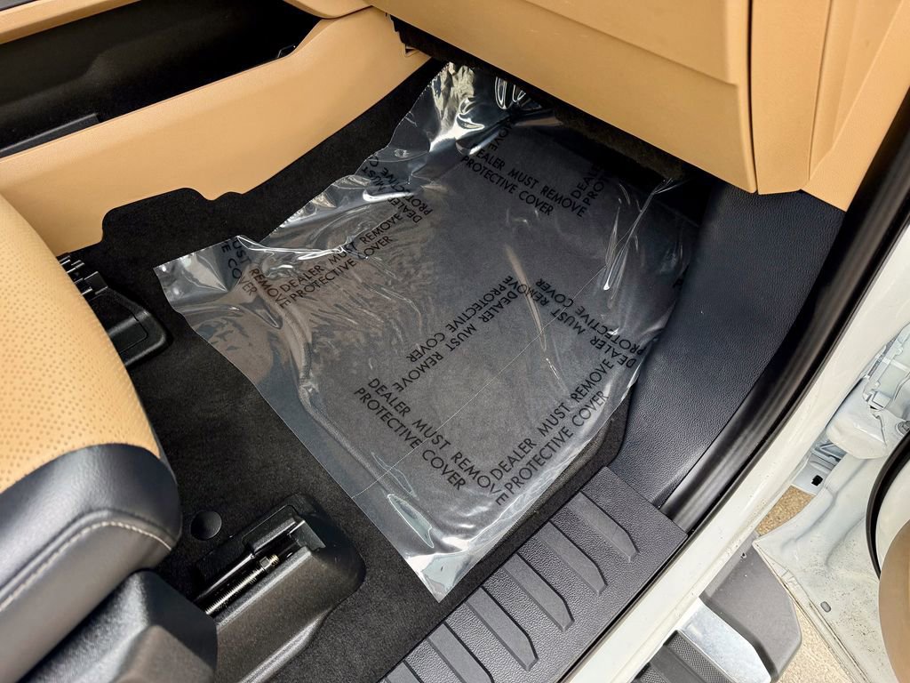 Certified 2025 Ford F350 Lariat image 19