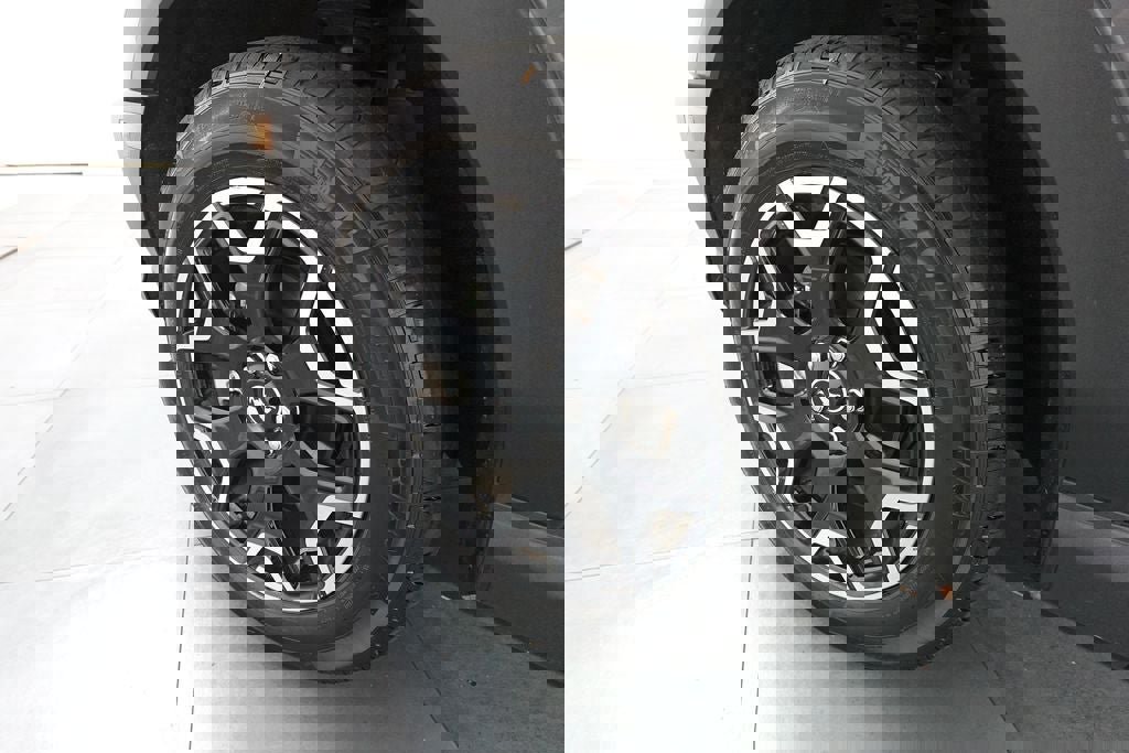 Certified 2025 Ford Bronco Sport Outer Banks w/ Outer Banks Tech Package+ image 30