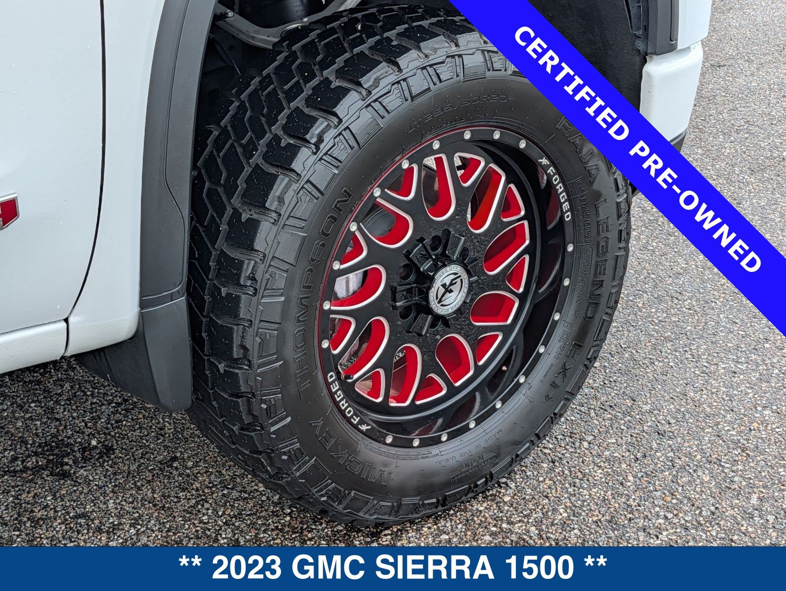 Used 2023 GMC Sierra 1500 AT4 w/ Technology Package AWD/4WD image 13