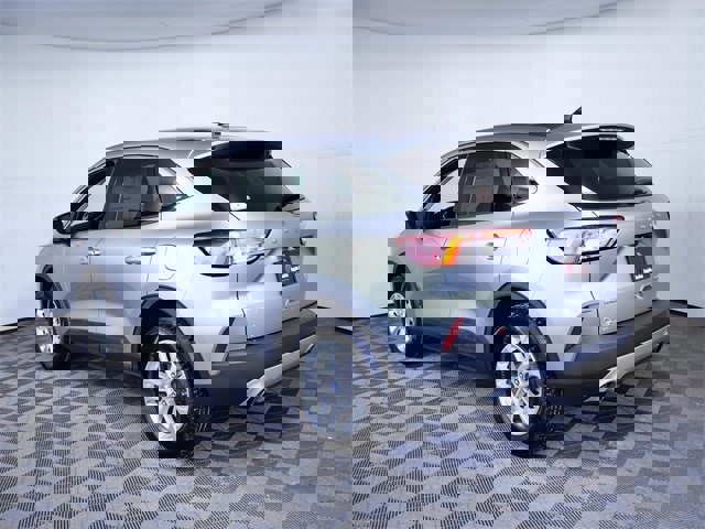 Certified 2022 Ford Escape SE w/ Convenience Package image 2